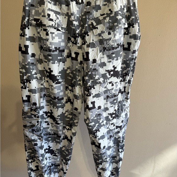 Happily Grey Women's Roblox Camo Cargo Pants Muti-Pockets Black Grey White - Picture 9 of 13